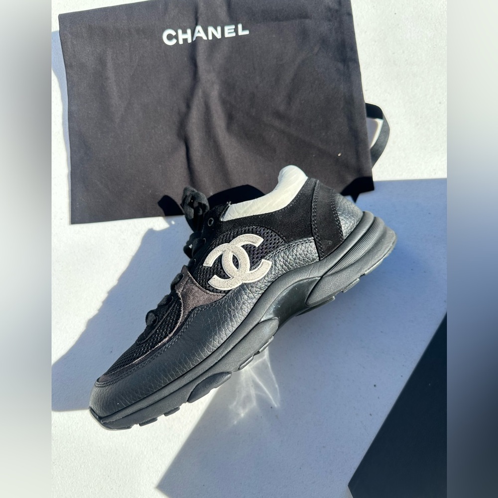 Chanel Trainer